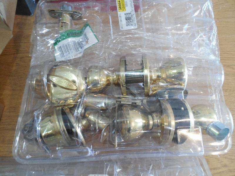 DOOR KNOB  LOCK LOT
