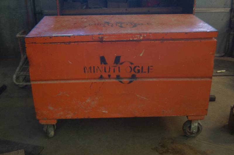 lot 29 image: Job Box