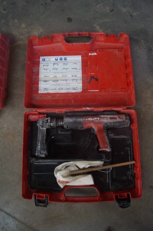 lot 37 image: Hilti Powder Actuated Power Tool