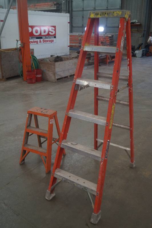 lot 47 image: ladders