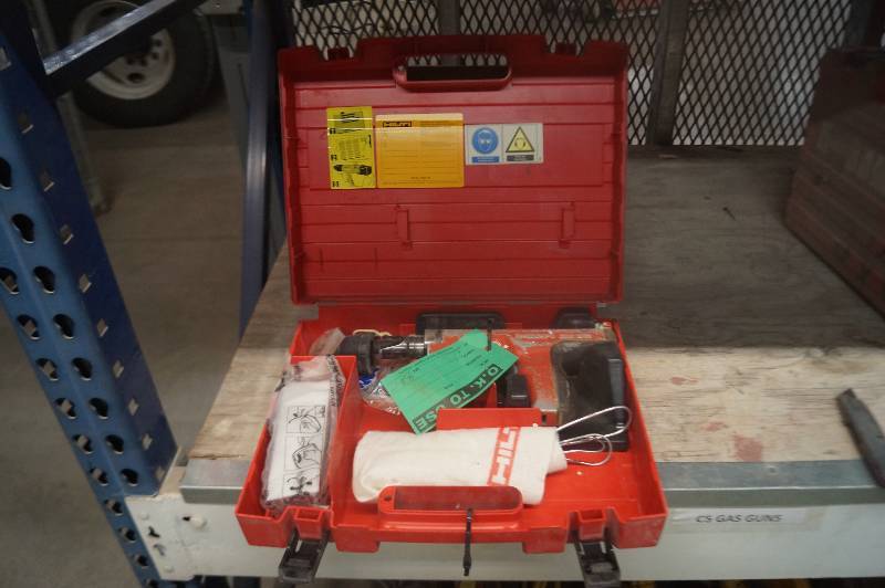 lot 75 image: Hilti Powder Actuated Power Tool