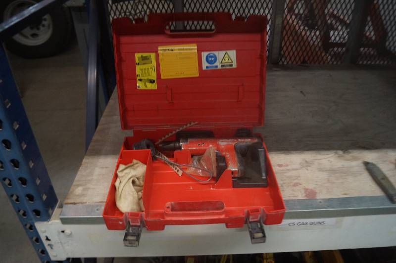 lot 78 image: Hilti Powder Actuated Power Tool