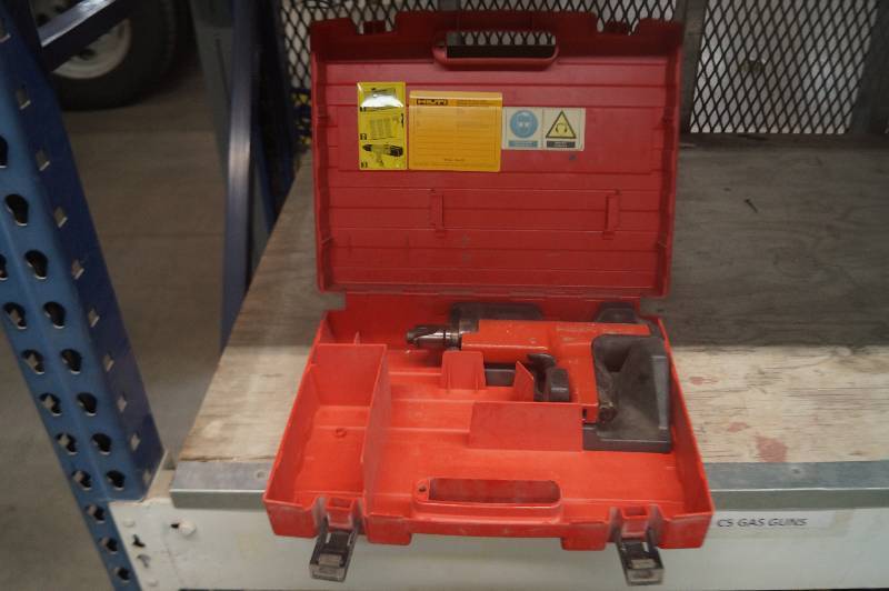 lot 81 image: Hilti Powder Actuated Power Tool