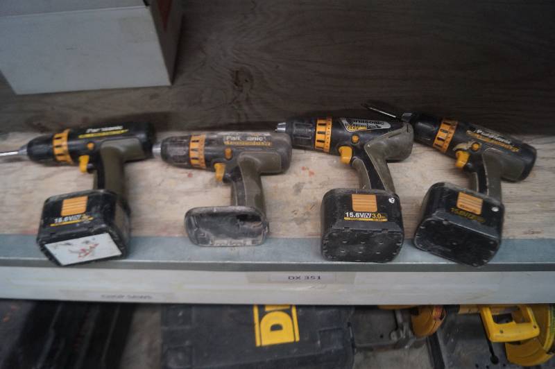 lot 91 image: Panasonic Drills