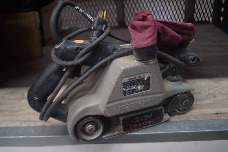 lot 120 image: Porter Cable Sander