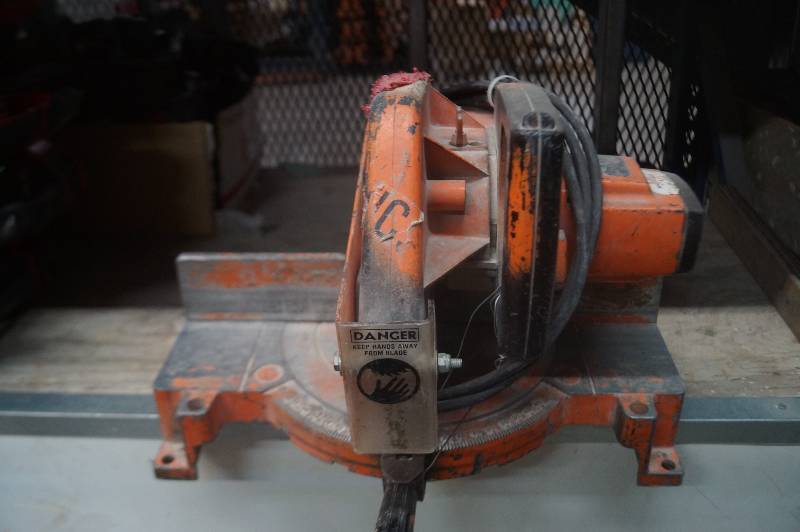 lot 123 image: Miter Saw