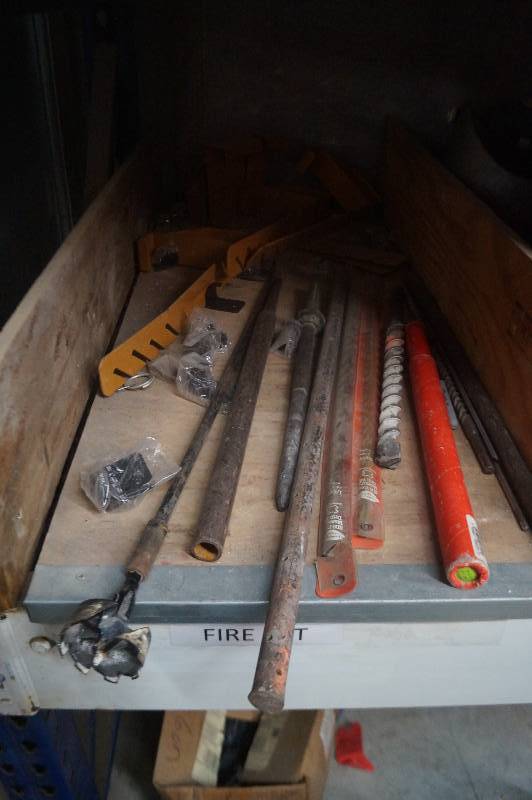 lot 145 image: Ladder Jacks & Bore Bits