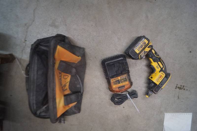 lot 157 image: DeWalt Drywall Screwgun