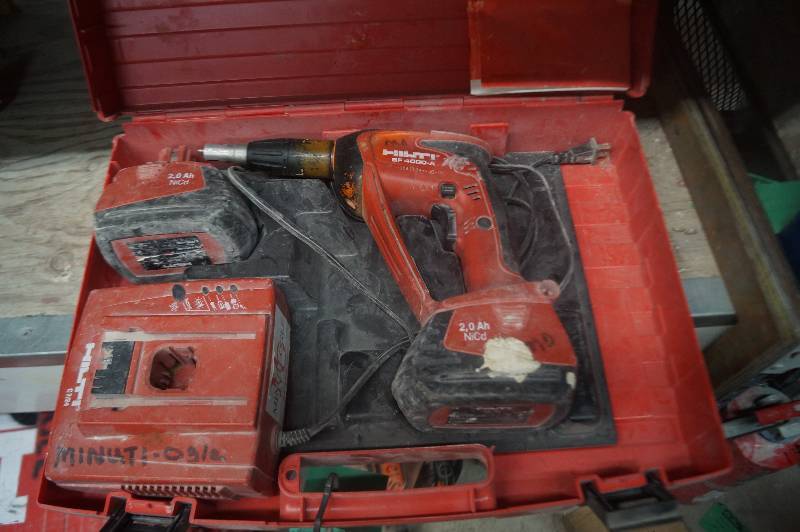 lot 163 image: Hilti Drill