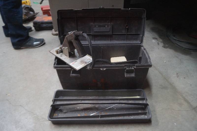 lot 191 image: Wind-Lock Hot Groover