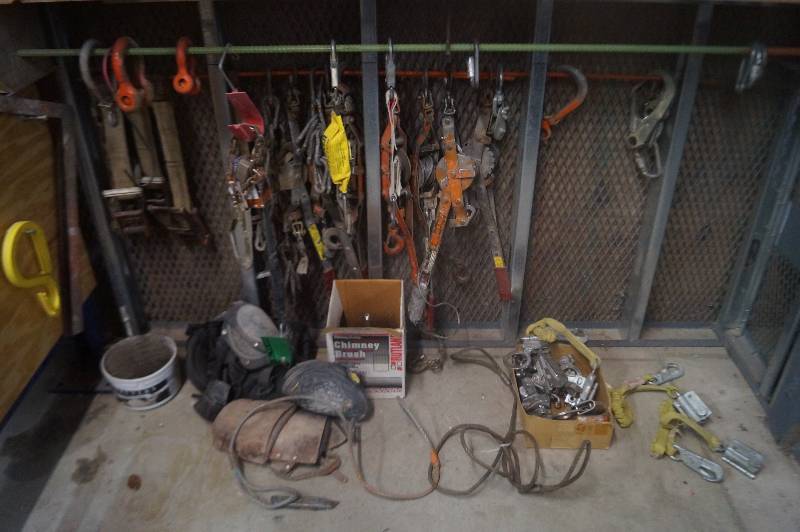 lot 210 image: Shackles, Clevises & Come Alongs