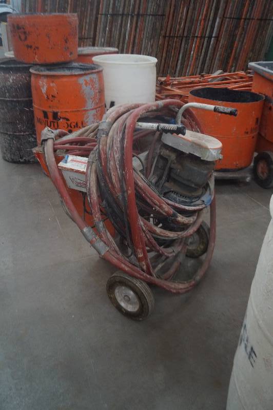 lot 271 image: Mud Pump
