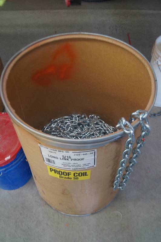lot 273 image: Bulk Galvanized Chain