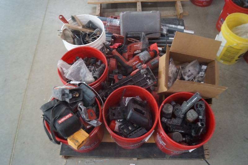 lot 282 image: Drills, Lasers,Bits