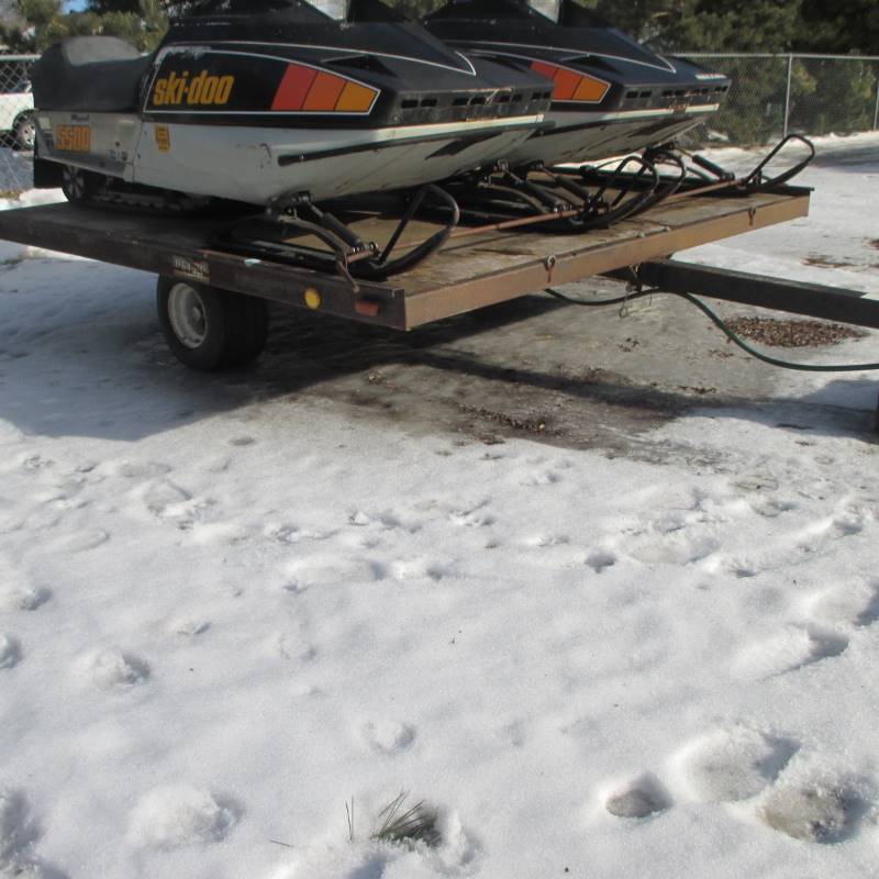 lot 3 image: Balkan Snowmobile Trailer