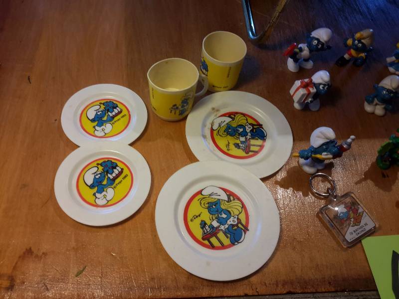 Misc. Smurfs and Smurf Themed Serving tray and dishes.