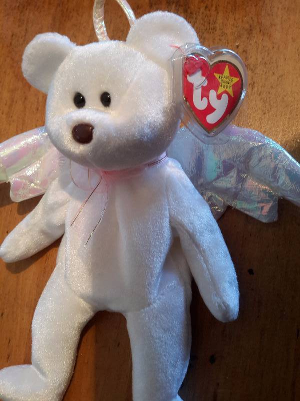 Beanie Baby.. HALO, with Brown nose.