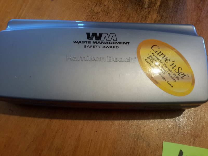 Hamilton Beach Electric Knife..Tested and works