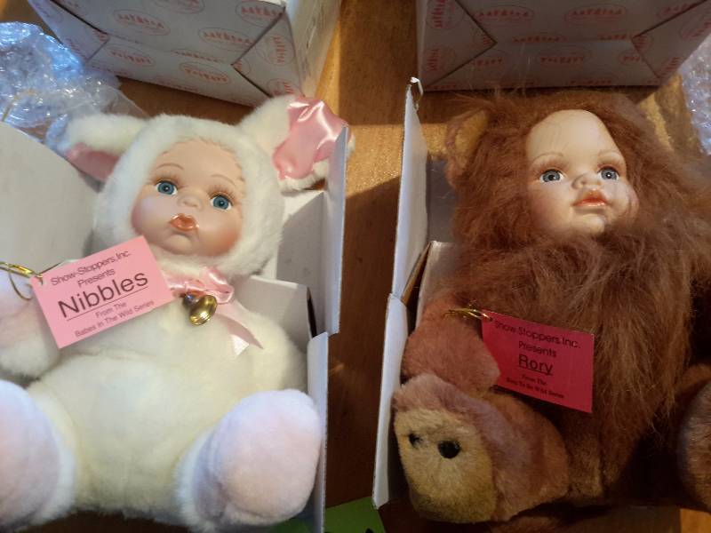 Show Stoppers Inc. Nibbles and Rory.. New in their boxes