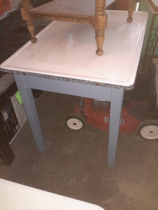 ART DECO Style Metal Top Kitchen Table.. 41in x 27 in.. With Drawer