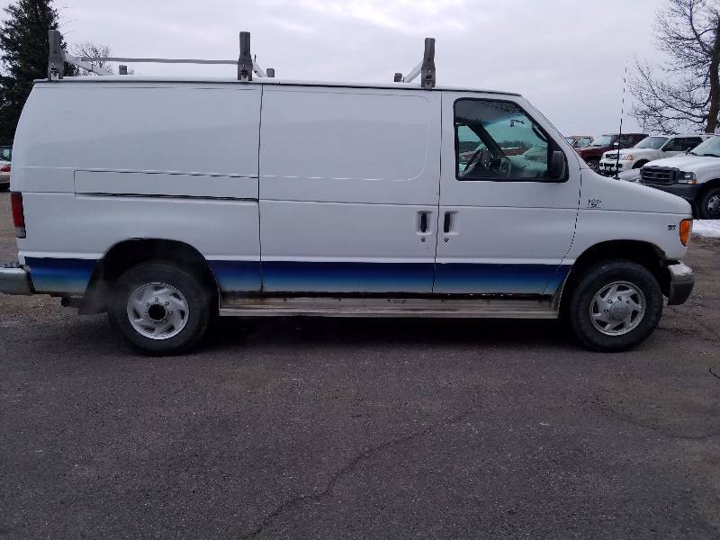 2002 Ford Cargo Van E-350 1 Ton