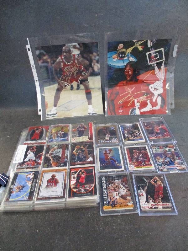 lot 38 image: Huge Lot of Basketball Cards