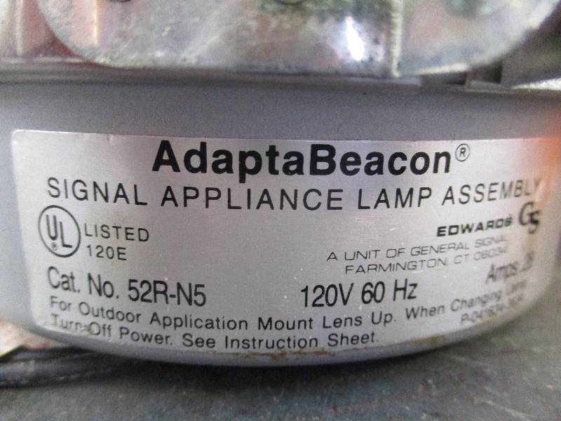 lot 48 image: Signal Beacons