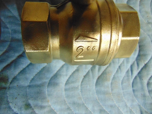 lot 143 image: (2) Ball Valves