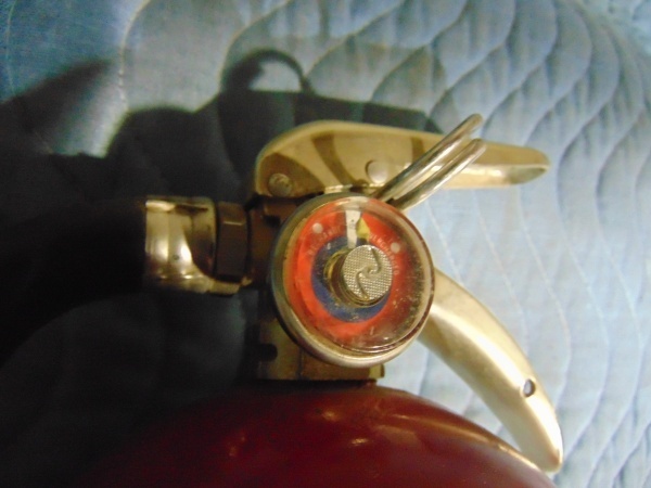 lot 138 image: Fire Extinguisher