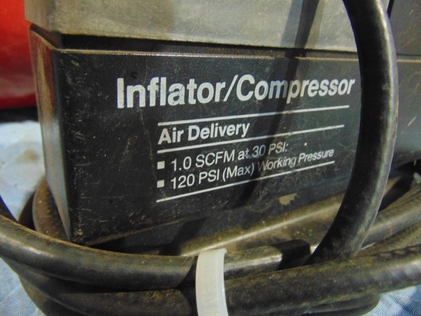lot 86 image: (1) Portable Air Tank and Mini Air Compressor