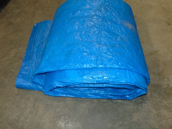 lot 69 image: Large Blue Tarp