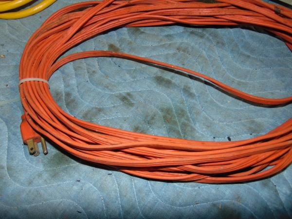 lot 62 image: (2) Extension Cords and (1) Serge Protector
