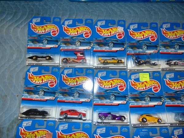 lot 58 image: (27) Hot Wheels 1st Edition