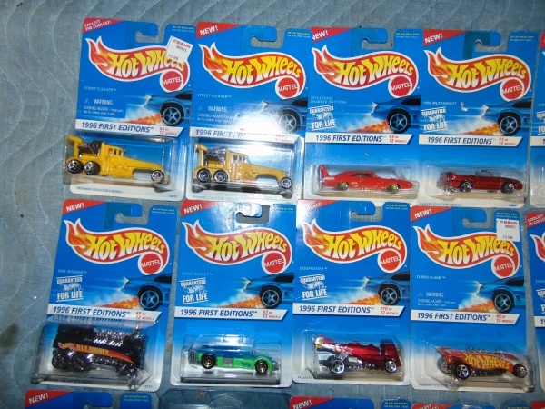 lot 56 image: (15) 1996 Hot Wheels 1st Addition