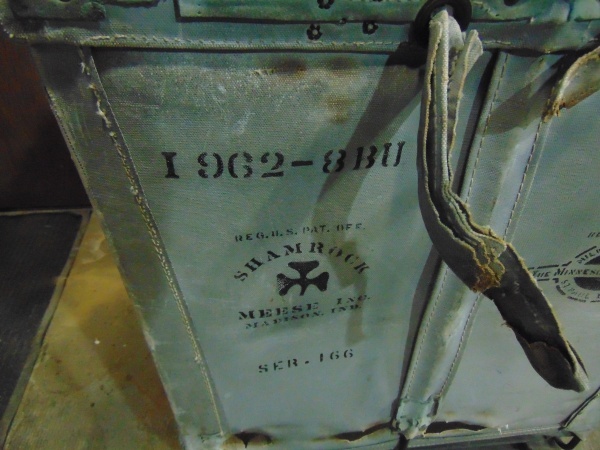 lot 40 image: Vintage Laundry Basket on Wheels