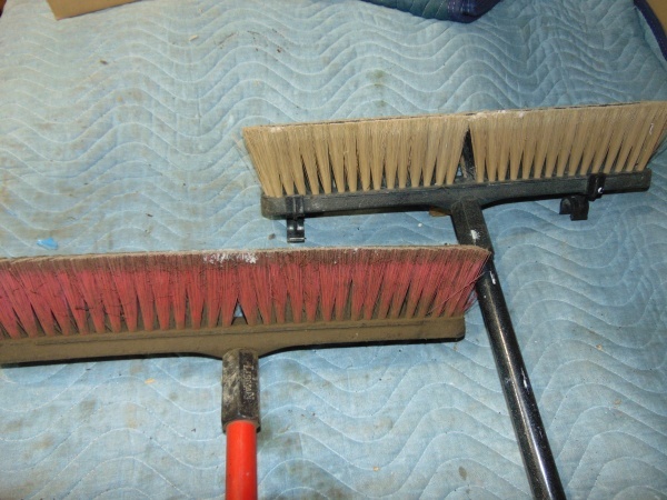 lot 11 image: (2) Brooms