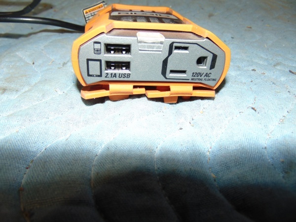 lot 7 image: 100 Watt Ridgid Power Inverter