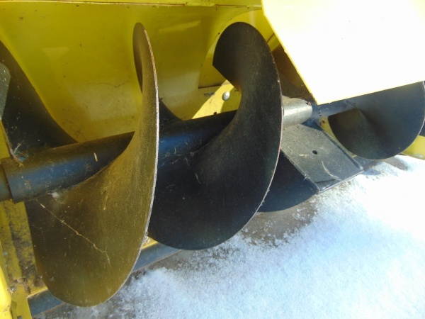 lot 3 image: 38 John Deere Snow Blower Attachment
