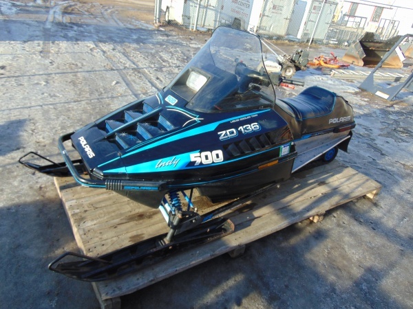 lot 2 image: 1991 Polaris Indy 500