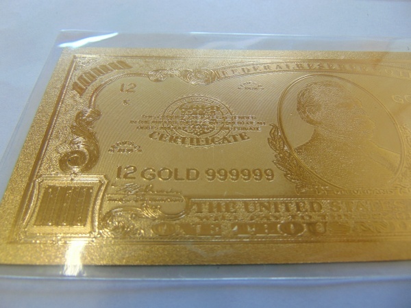 lot 177 image: Collector Items