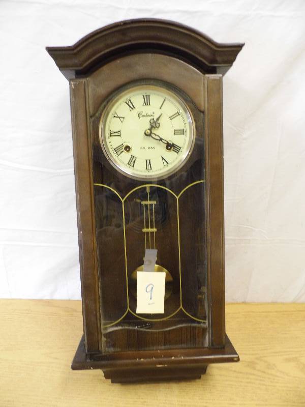lot 9 image: Centurion Wall Clock