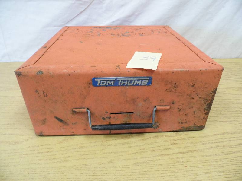 lot 39 image: Tom Thumb Typewriter