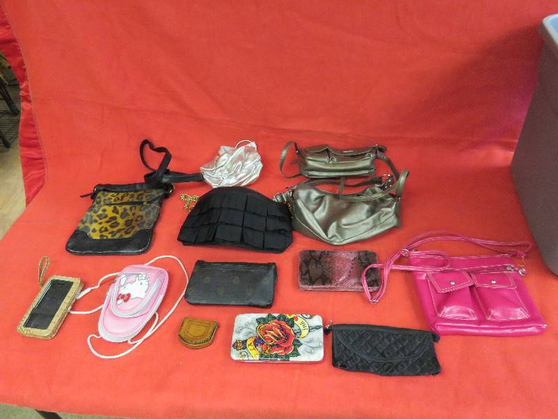 Purse lot