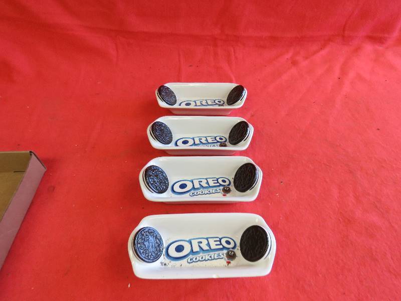 Collectible Oreo Dishes
