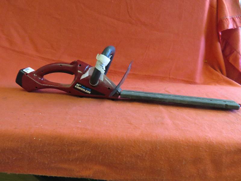 Toro Hedge Trimmer
