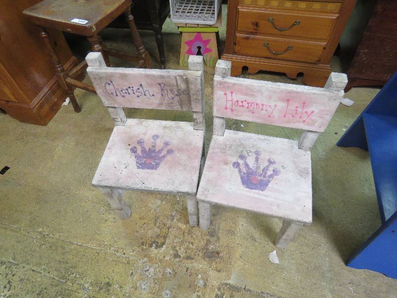 Kids chairs