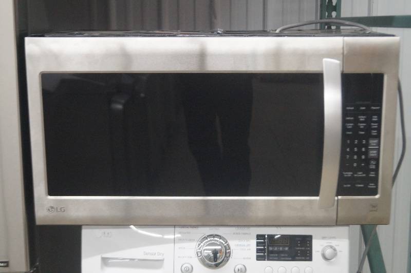 lot 9 image: LG Microwave