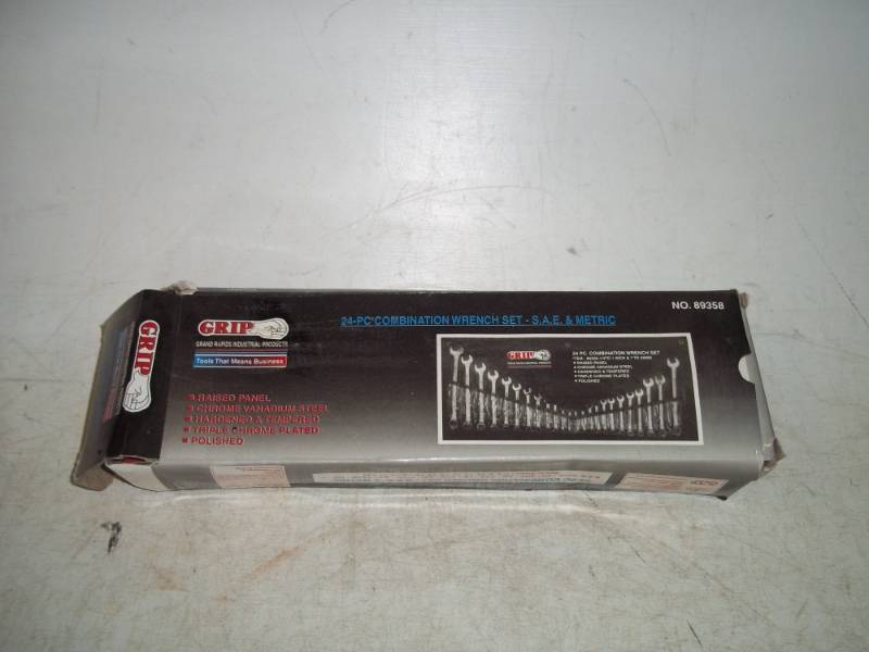 24 Piece Combination Wrench Set