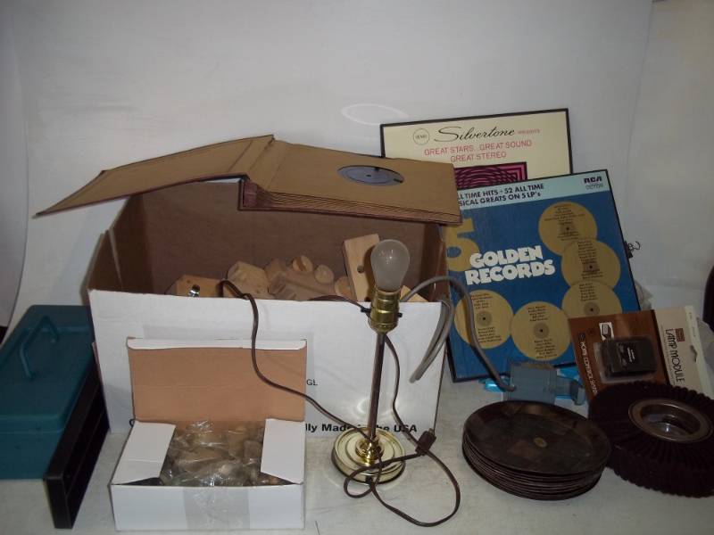 Wood Train Parts, lamp, plates, Records, lamp control module, ext�.