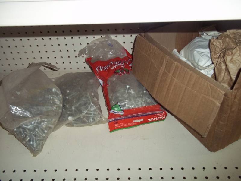 20 Pounds of Assorted Screws